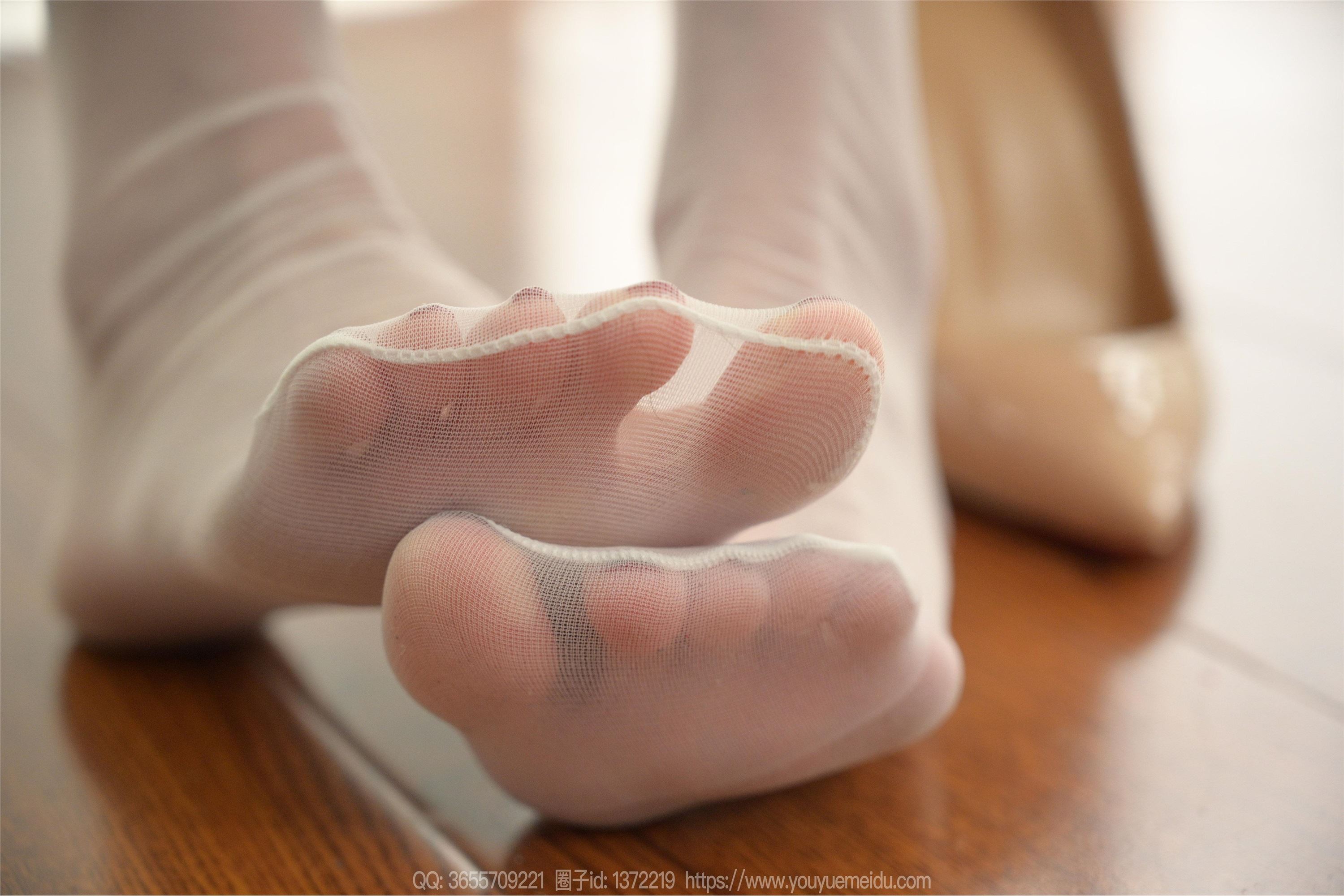 IESS异思趣向  2024.03.04 丝享家 1679 团团《白色套装》